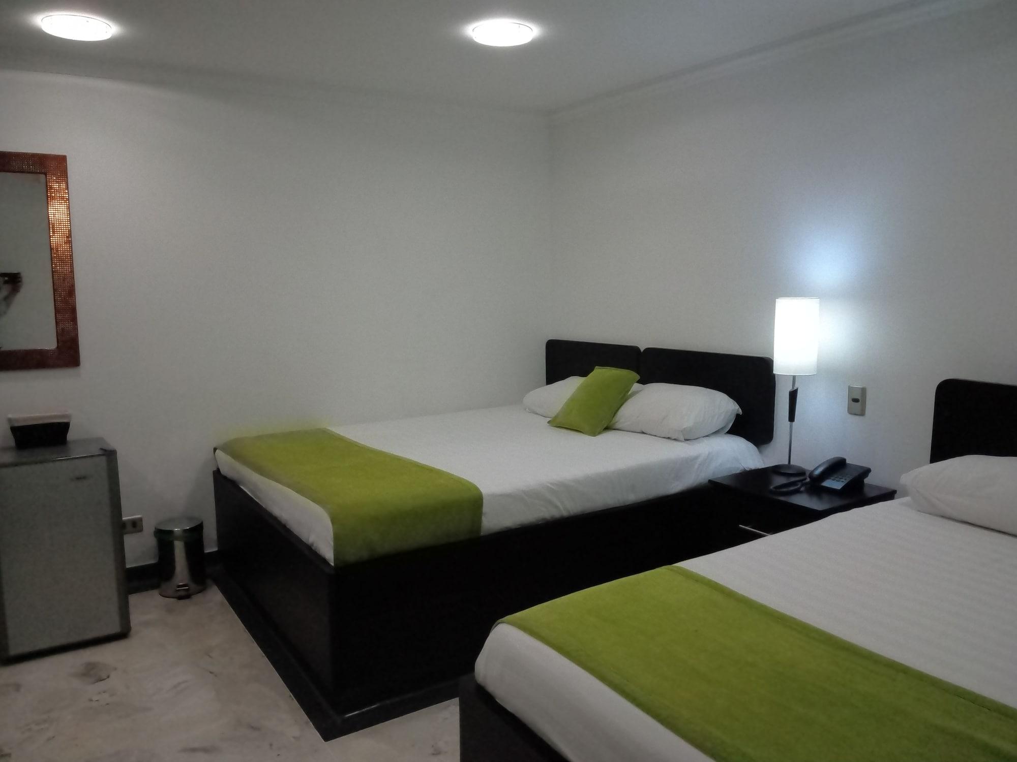 Hotel Calasanz Real เมเดยิน ภายนอก รูปภาพ