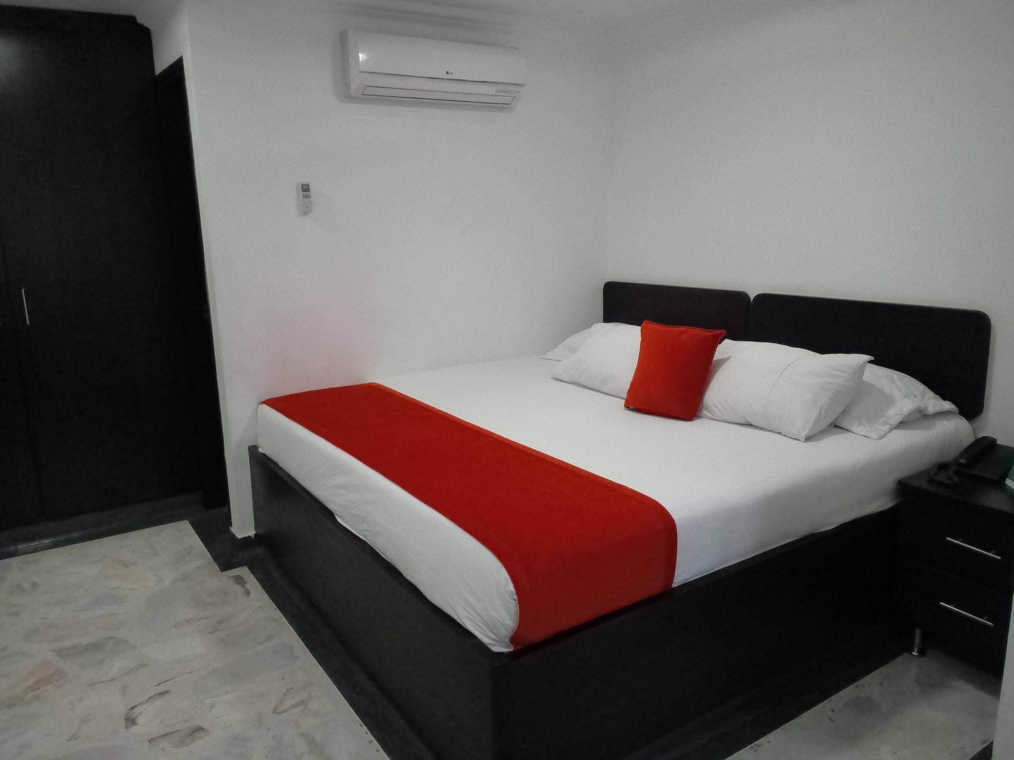 Hotel Calasanz Real เมเดยิน ภายนอก รูปภาพ
