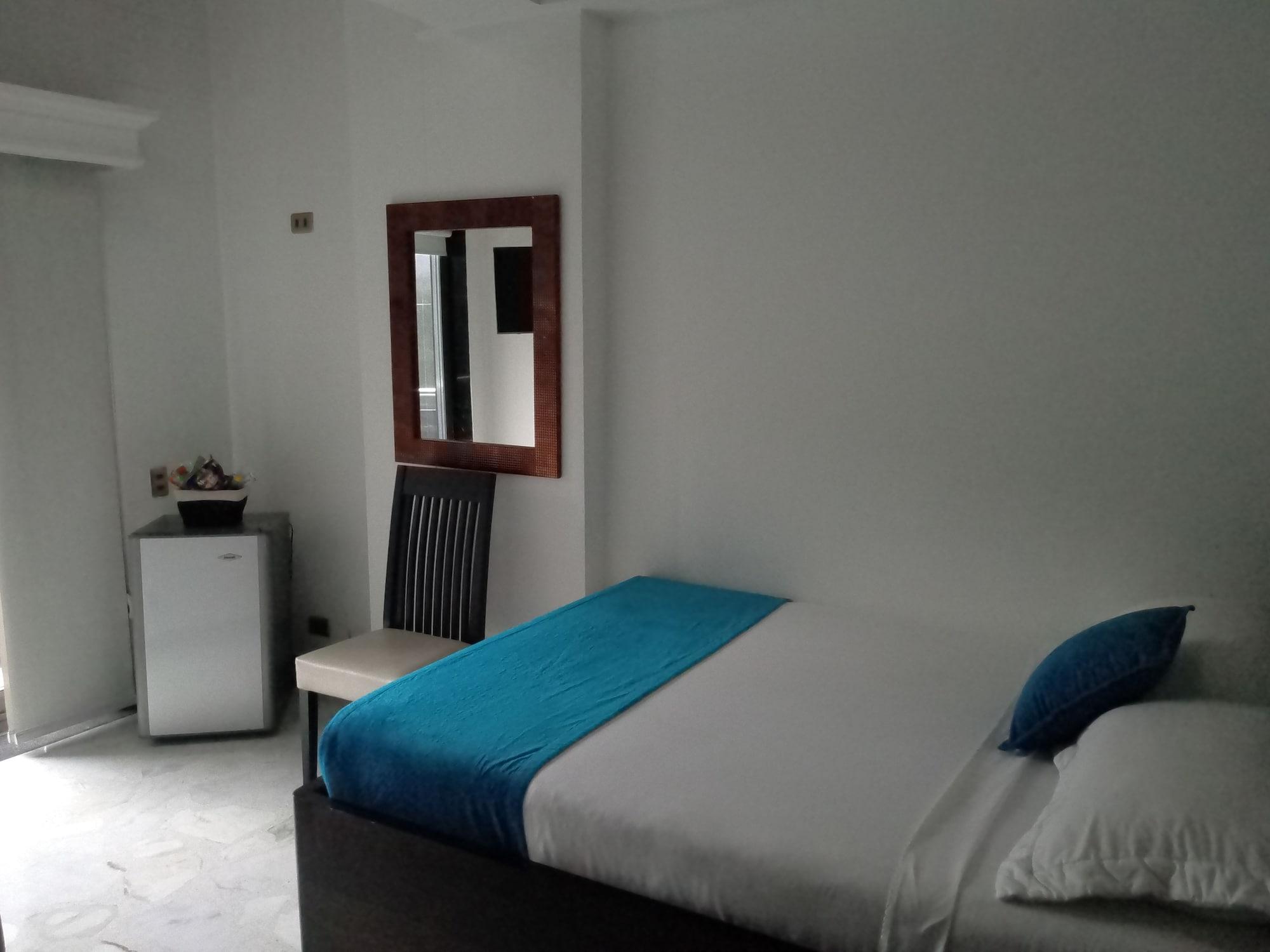 Hotel Calasanz Real เมเดยิน ภายนอก รูปภาพ