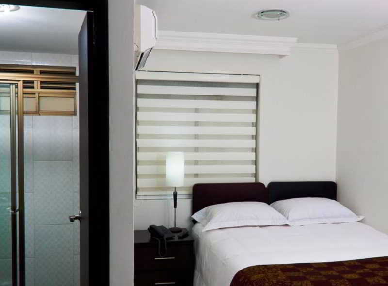 Hotel Calasanz Real เมเดยิน ภายนอก รูปภาพ