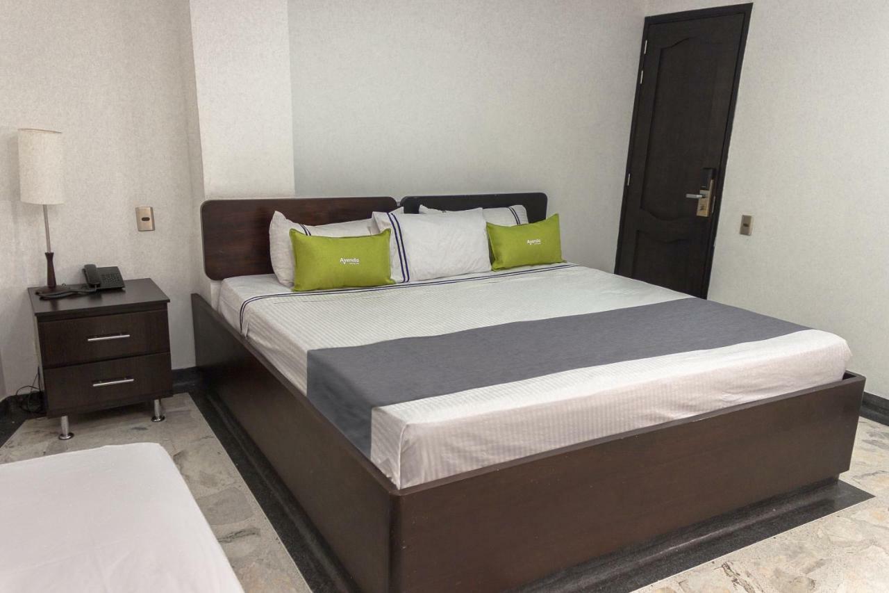 Hotel Calasanz Real เมเดยิน ภายนอก รูปภาพ